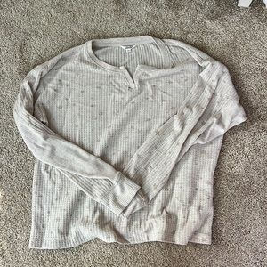 Splendid waffle henley with faint gold star print